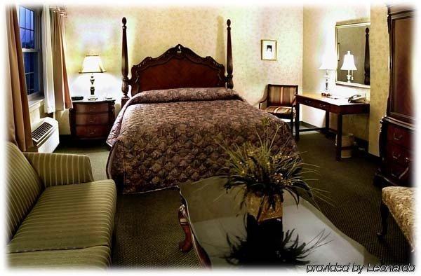 Hotel Amishview & Bird-in-Hand